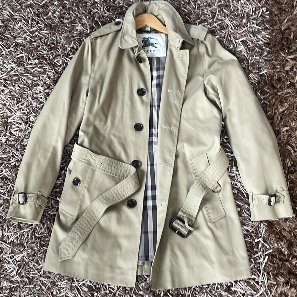 Burberry Men's Kensington Trench Coat